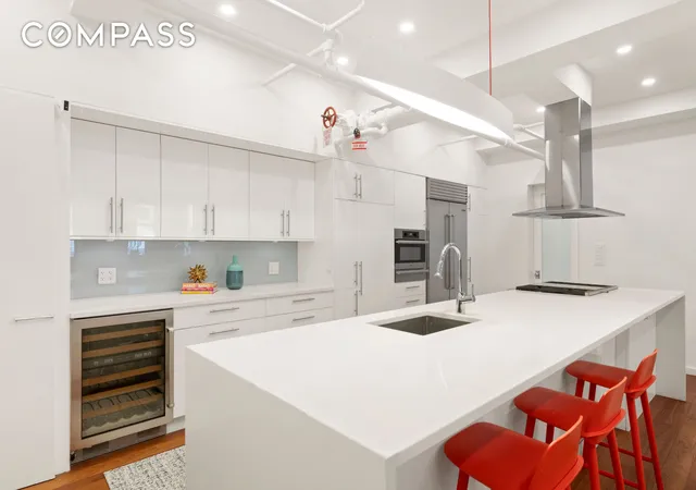 Listing Photo 4 - Condo for sale in building located at 110 Duane St, New York City, NY 10007 - Unit #3F