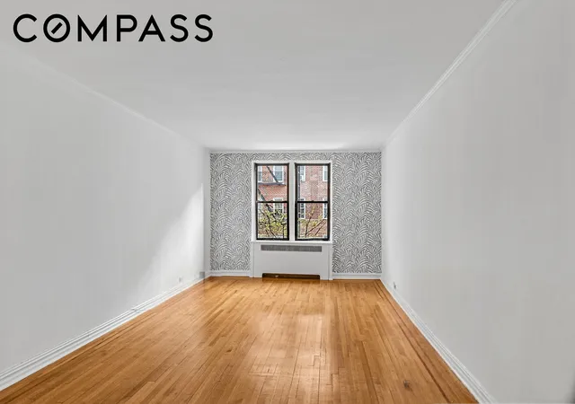 Homes for sale in New York, NY | 736 W 186Th St, New York, NY 10033