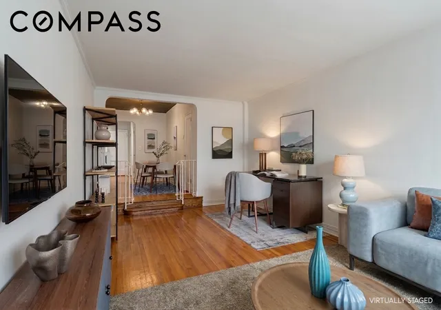 Homes for sale in New York, NY | 736 W 186Th St, New York, NY 10033