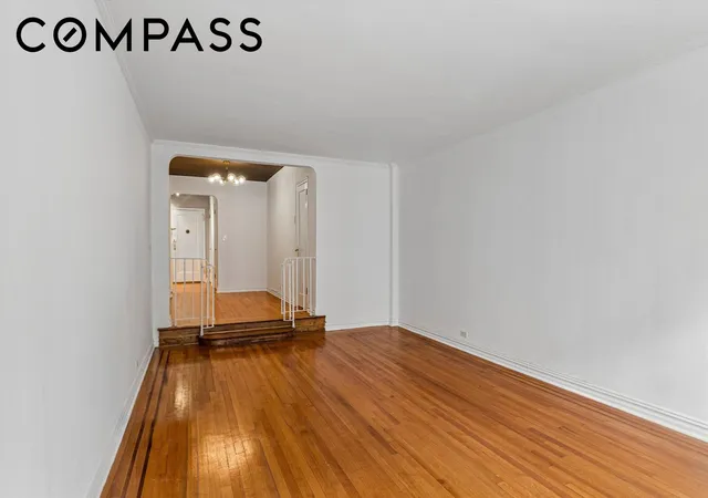 Homes for sale in New York, NY | 736 W 186Th St, New York, NY 10033