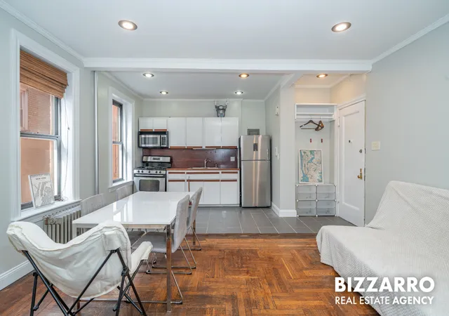 2nd image of 828 Gerard Ave, New York, NY 10451