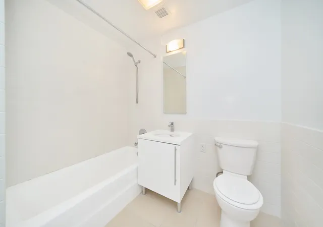 2nd image of 448 W 167Th St, New York City, NY 10032