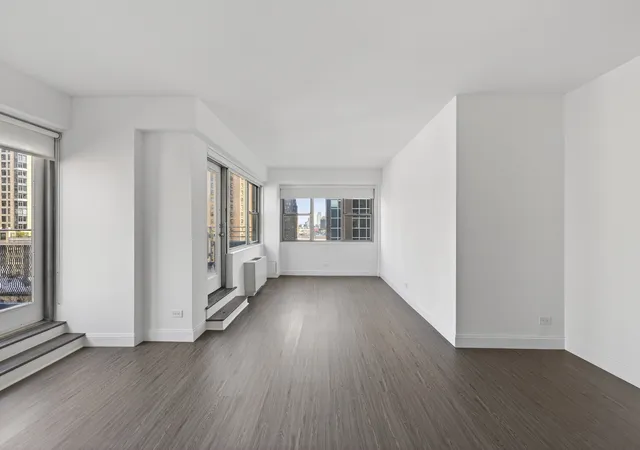 2nd image of 330 E 49Th St, New York City, NY 10017