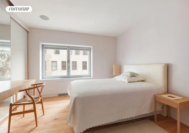 2nd image of 828 5Th Ave, New York City, NY 10065
