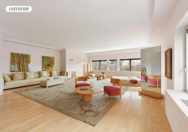 3rd image of 828 5Th Ave, New York City, NY 10021