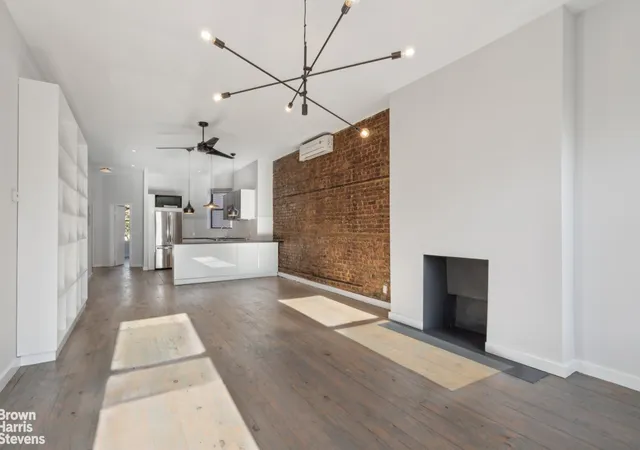 2nd image of 7 E 129th St, New York, NY 10035 | MLS# RLS20083320