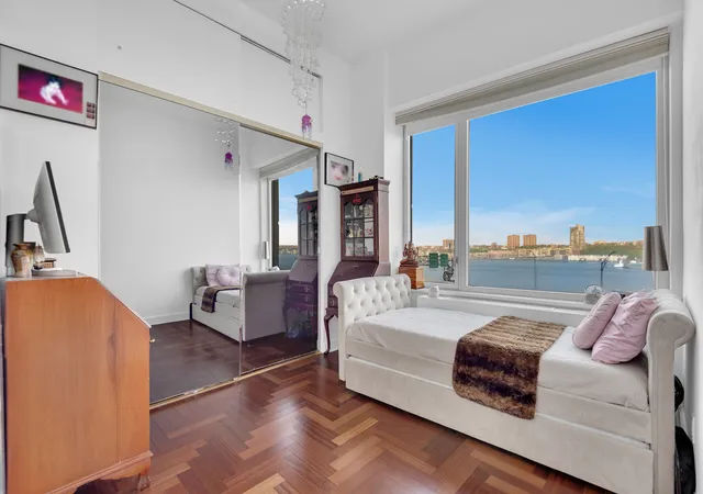 Photo 4 of House for sale at 220 Riverside Blvd #5K, New York, NY 10069 | MLS# RLS20083328 | Listing updated on 2026-07-11