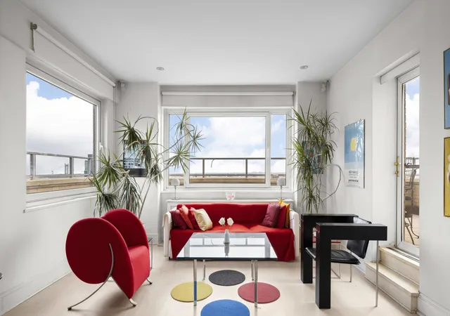 Listing Photo 4 - Condo for sale in building located at 180 E End Ave, New York City, NY 10128 - Unit #PHA