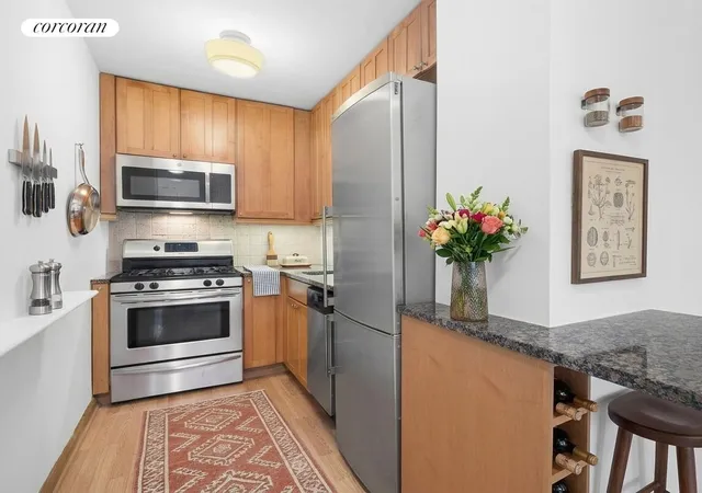 Photo 3 of Sale Pending at 2 Charlton St #10D, New York City, NY 10013 | MLS# RLS20083351 | Listing updated on 2026-08-03