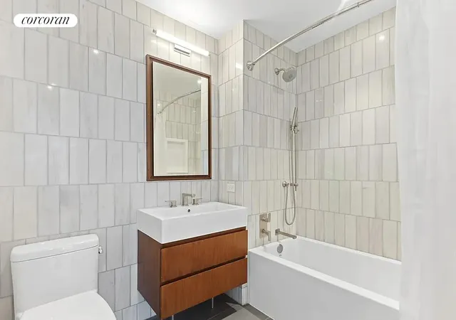 Photo 3 of House for sale at 21-30 44th Drive #4E, Long Island City, NY 11101 | MLS# RLS20083363 | Listing updated on 2026-06-03