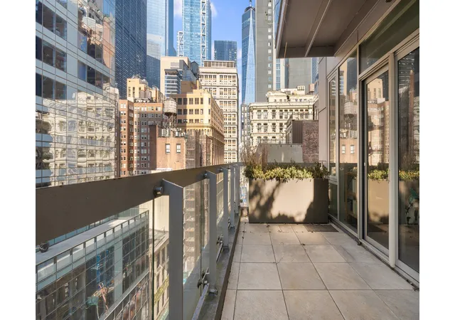 Photo 4 of House for sale at 119 Fulton St #8, New York, NY 10038 | MLS# RLS20083541 | Listing updated on 2026-06-27