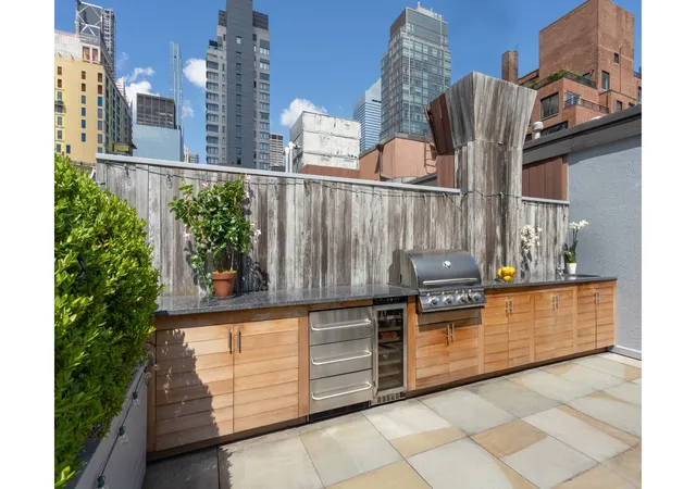 Photo 4 of Condo for sale at 345 E 50th Street #PHB, New York, NY 10022 | MLS# RLS20083562 | Listing updated on 2026-04-14