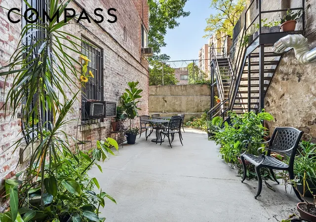 2nd image of 4445 Post Rd, New York City, NY 10471