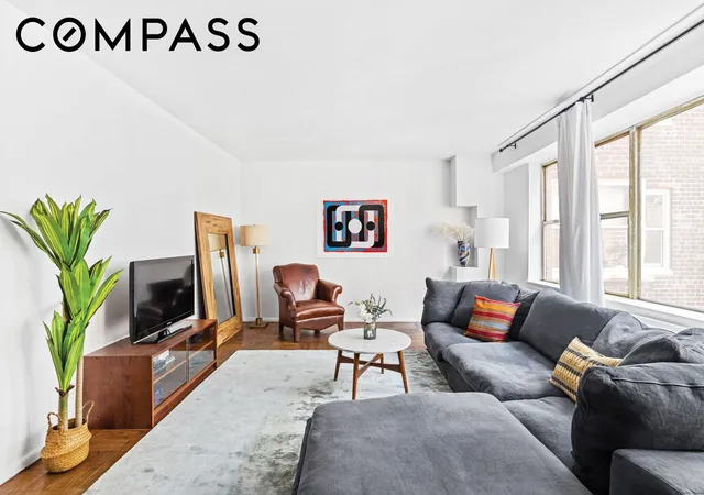 Homes for sale in New York City, NY | 12 Beekman Pl #9D, New York City, NY 10022 | MLS# RLS20083618