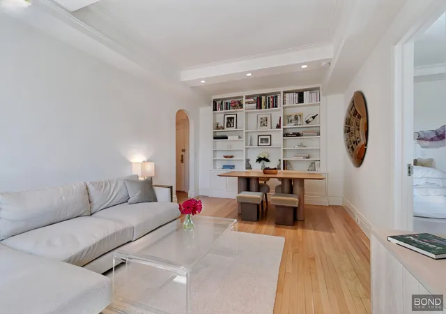3rd image of 7 Park Ave #19B, New York, NY 10016 | MLS# RLS20083625