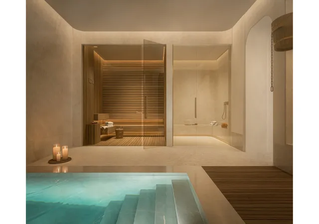 2nd image of 660 Lexington Ave, New York City, NY 10022