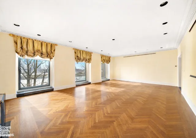 Photo 2 of House for sale at 1 Sutton Pl S #5B, New York City, NY 10022 | MLS# RLS20083760 | Listing updated on 2026-07-14