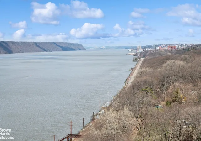 1st image of 2621 Palisade Ave, New York, NY 10463