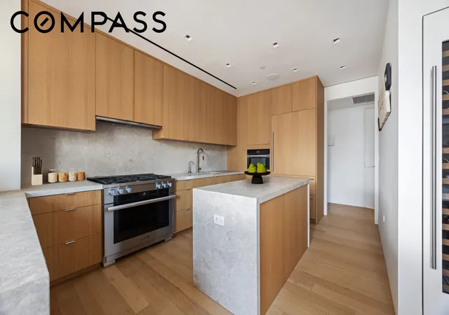 Photo 4 of House for sale at 350 W Broadway #7FL, New York City, NY 10013 | MLS# RLS20083772 | Listing updated on 2026-06-14