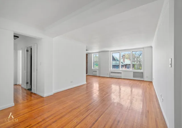 1st image of 601 Kappock St #4E, New York City, NY 10463 | MLS# RLS20083834