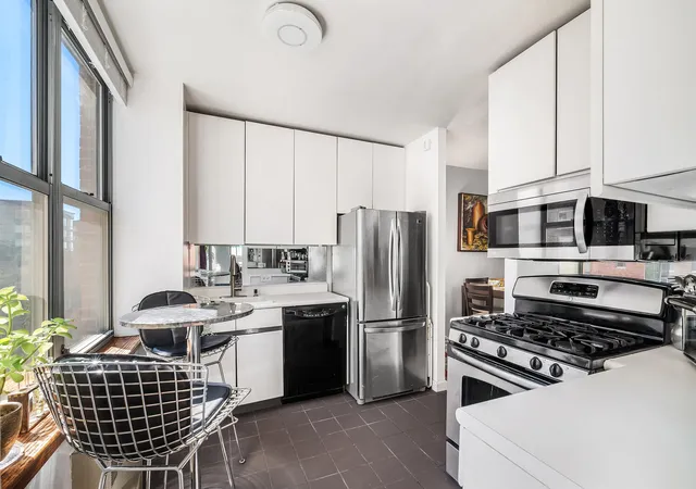 Photo 1 of House for sale at 21 S End Ave #631, New York City, NY 10280 | MLS# RLS20083927 | Listing updated on 2026-05-06