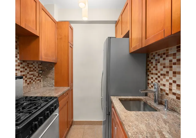 Photo 4 of House for sale at 166 E 61st Street #4D, New York, NY 10065 | MLS# RLS20083965 | Listing updated on 2026-06-27
