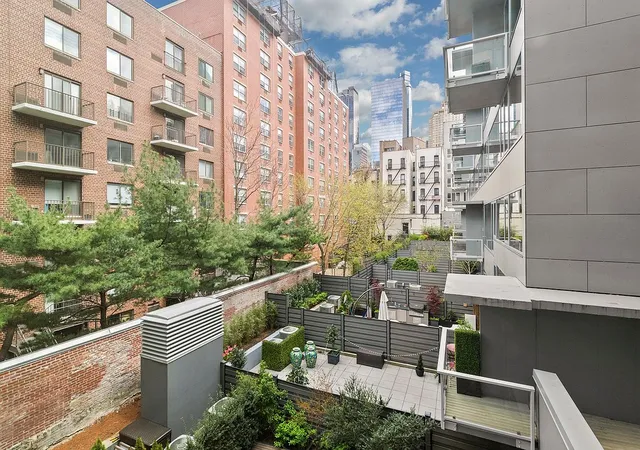 Photo 2 of Sale Pending at 425 W 53rd Street #301, New York, NY 10019 | MLS# RLS20084472 | Listing updated on 2026-06-06