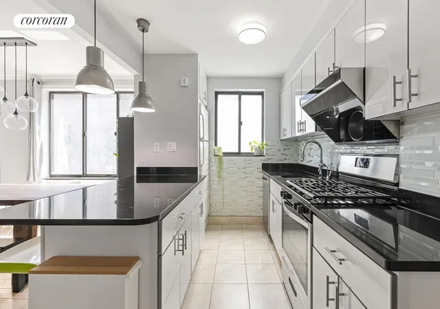 Listing Photo 5 - Condo for sale in building located at 179 Grand St, New York City, NY 10013 - Unit #4G