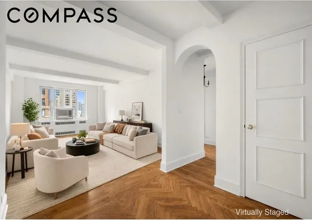 3rd image of 50 Park Ave, New York City, NY 10016