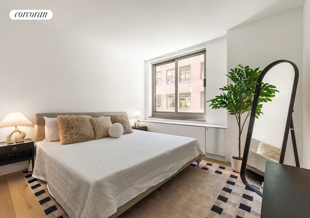 Listing Photo 5 - Condo for sale in building located at 234 E 46Th St, New York City, NY 10017 - Unit #801
