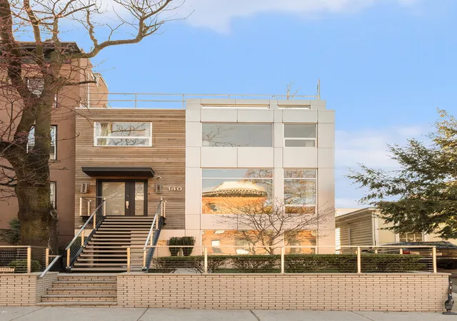 21st image of 140 Clinton Ave, Brooklyn, NY 11205 | MLS# RLS20084882