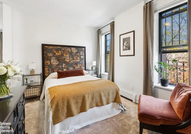 Listing Photo 4 - Condo for sale in building located at 458 Lincoln Pl, New York City, NY 11238 - Unit #3B