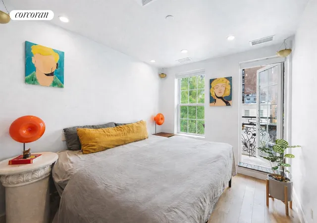 4th image of 450 Hart St, New York City, NY 11221