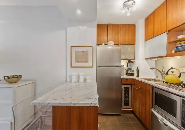 Photo 3 of Sale Pending at 420 E 55th Street #11-U, New York City, NY 10022 | MLS# RLS20084943 | Listing updated on 2026-07-29