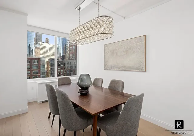 4th image of 212 Warren St, New York City, NY 10282