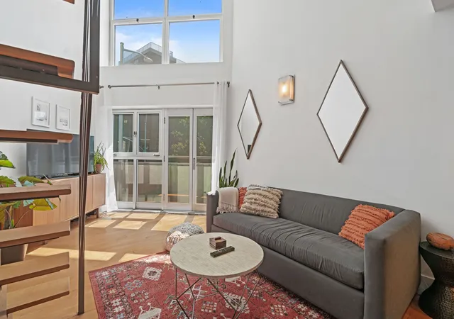 4th image of 96 Woodpoint Rd #2-C, Brooklyn, NY 11211 | MLS# RLS20084993