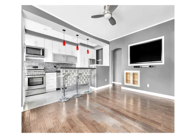 130 Bay Ridge Pkwy, New York, NY 11209 | Houzeo