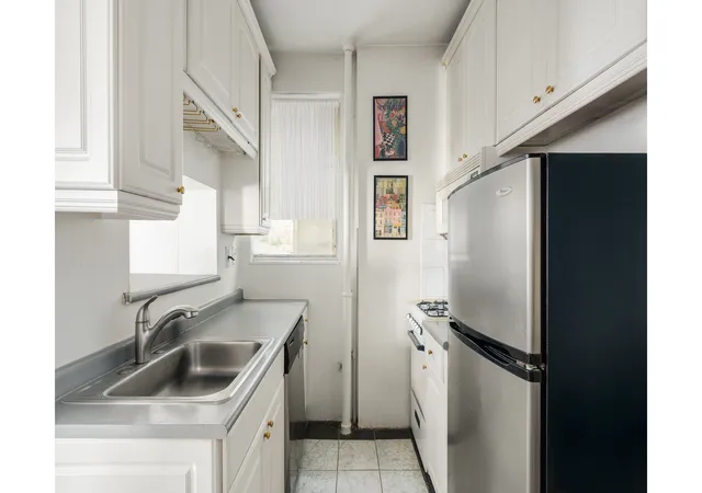3rd image of 531 E 83Rd St #3A, New York City, NY 10028 | MLS# RLS20085032