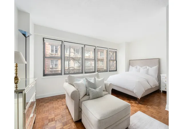 Homes for sale in New York City, NY | 520 E 81St St #4D, New York City, NY 10028 | MLS# RLS20085037