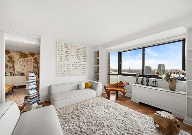 Photo 3 of Condo for sale at 1725 York Ave #26D, New York, NY 10128 | MLS# RLS20085124 | Listing updated on 2026-04-23