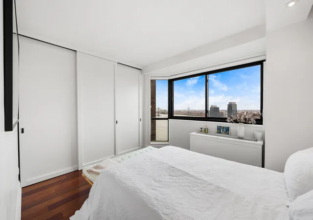 Listing Photo 5 - Condo for sale in building located at 1725 York Ave, New York City, NY 10128 - Unit #26D