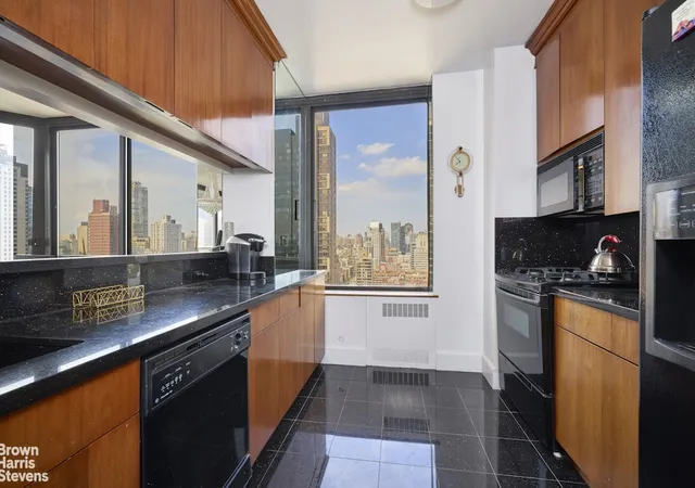 Photo 3 of Condo for sale at 418 E 59th Street #24B, New York, NY 10022 | MLS# RLS20085135 | Listing updated on 2026-06-19