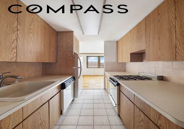 Homes for sale in New York City, NY | 900 W 190Th St, New York City, NY 10040