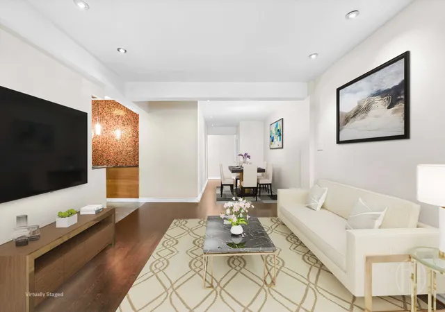Homes for sale in New York, NY | 54 E 8Th St, New York, NY 10003