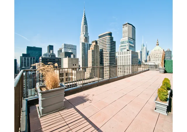 5th image of 212 E 47Th St, New York City, NY 10017
