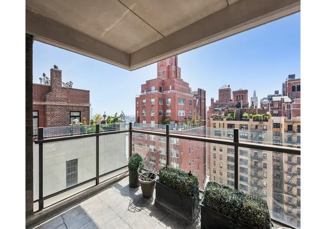 Photo 2 of Condo for sale at 425 E 58th Street #17H, New York, NY 10022 | MLS# RLS20085250 | Listing updated on 2026-04-29