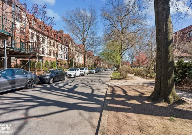 1st image of 150 Burns St #3F, New York City, NY 11375 | MLS# RLS20085258
