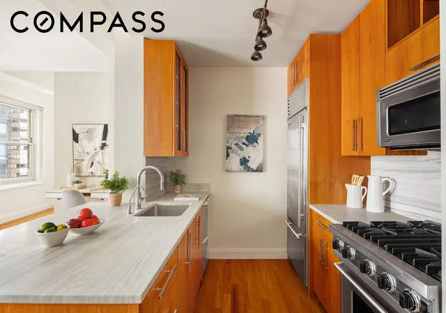 3rd image of 88 Greenwich St #2206, New York City, NY 10006 | MLS# RLS20085284