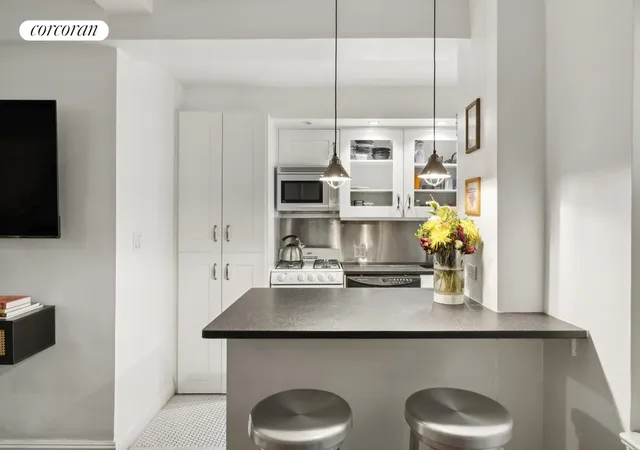 Photo 4 of House for sale at 424 E 52nd Street #2D, New York City, NY 10022 | MLS# RLS20085287 | Listing updated on 2026-08-03