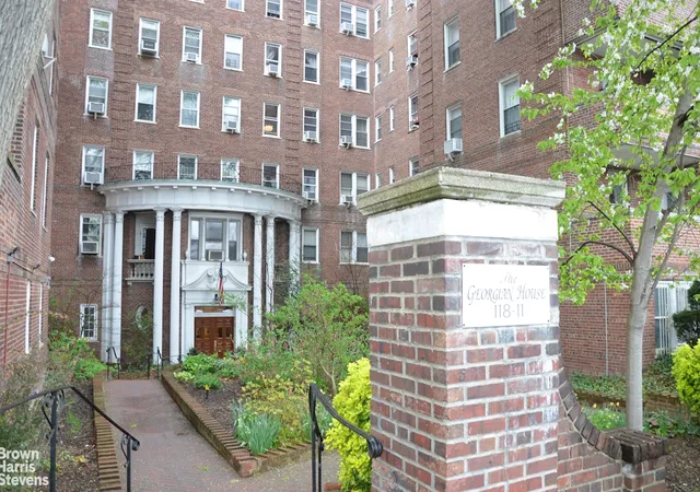 Photo 6 of Sale Pending at 118 11 84th Avenue #412, Kew Gardens, NY 11415 | MLS# RLS20085292 | Listing updated on 2026-07-30